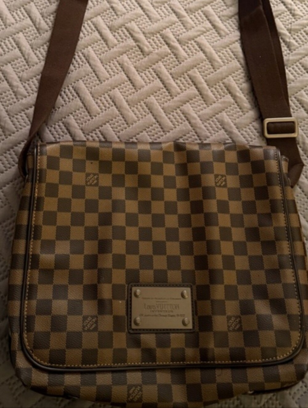 Brown Damier Canvas Messenger - Crossbody Bag